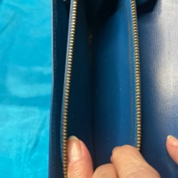 Louis Vuitton Epi Leather Wallet Royal Blue EUC Blue Beauty - Picture 7 of 12
